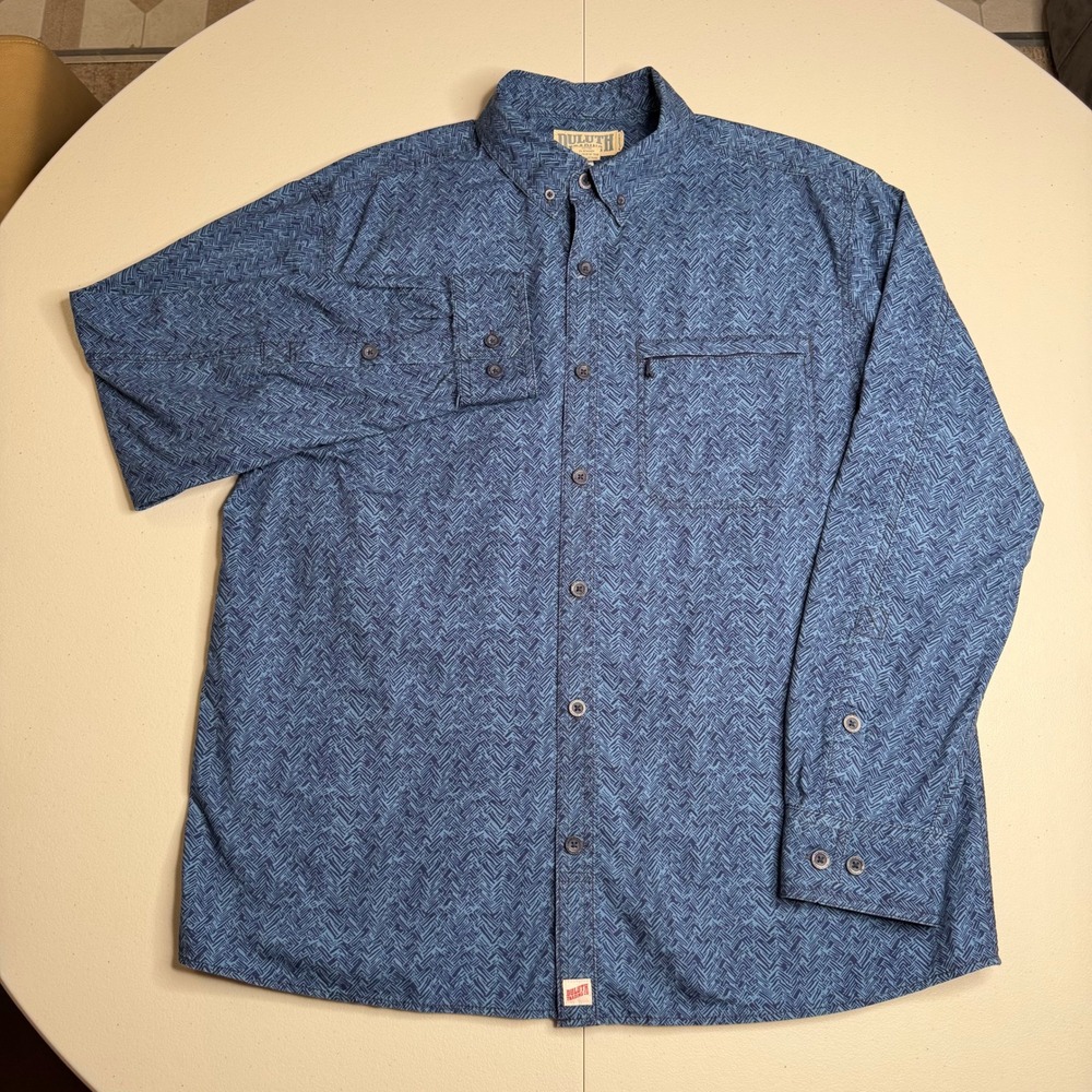 Duluth Trading Co Mens Large Blue Geometric Print Button Down Shirt